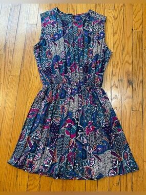 Vintage Village Square: Bright dress